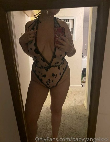 babyyangelxxx onlyfans leaks nude