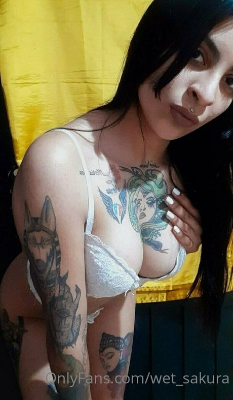 wet sakura onlyfans exposed
