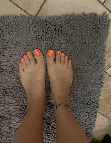 Serving Gaia onlyfans model photos