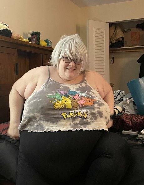 bigambercrystal onlyfans strip tease