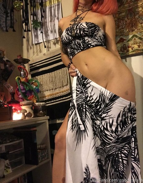 goddessulla onlyfans pics