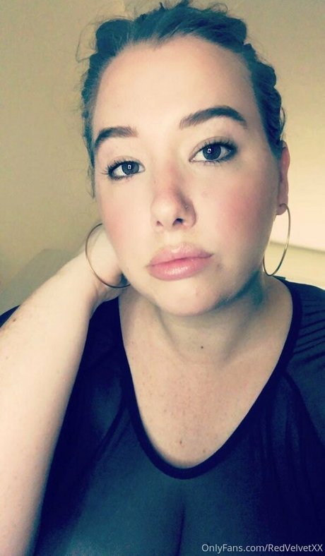 redvelvetxx onlyfans star