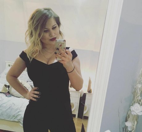 Honey And Sulphur nsfw onlyfans