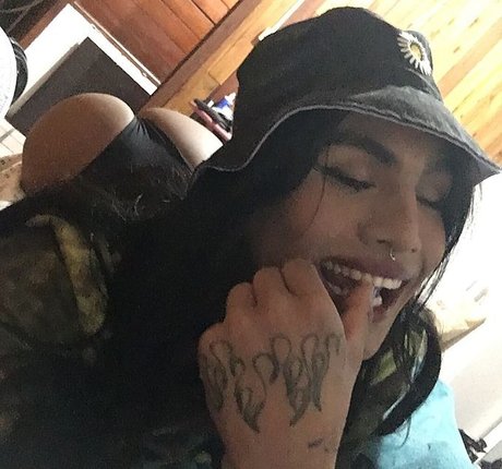 Victoria Angel onlyfans porn leaks