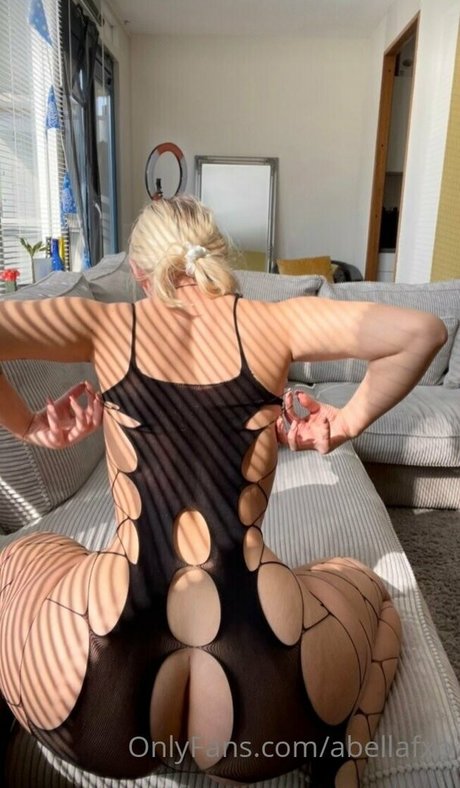 abellafxo onlyfans nude porn