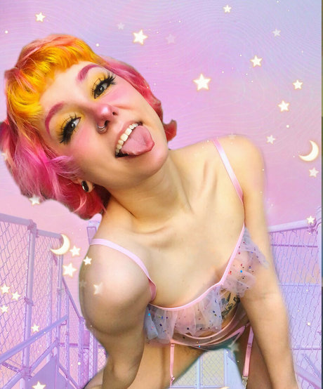 cumsquishfree onlyfans sexy