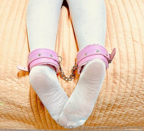 sinner shimmer onlyfans leaked tits