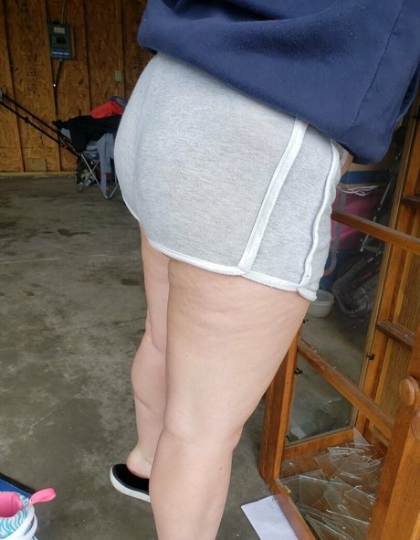 itsyourgirl44 onlyfans posts