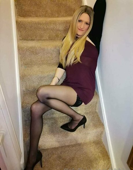 Abbivr onlyfans content