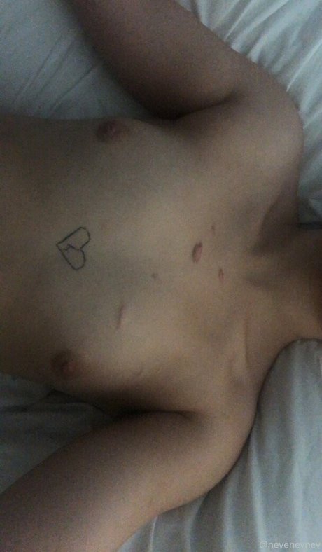 nevenevnev onlyfans de