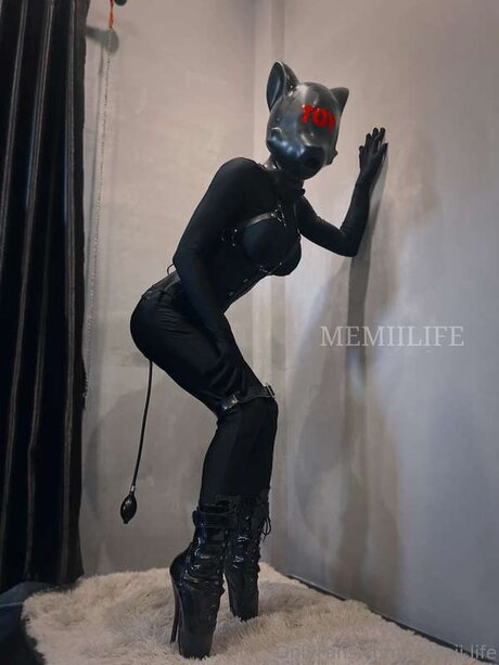 memii life onlyfans fuck