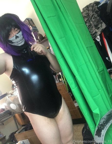 hakuru 15 onlyfans photos