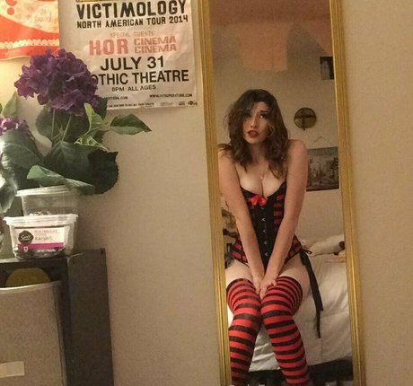 ebony fingering onlyfans erotic pictures