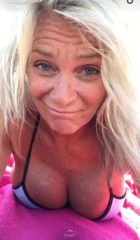 Lenna Paytas on onlyfans