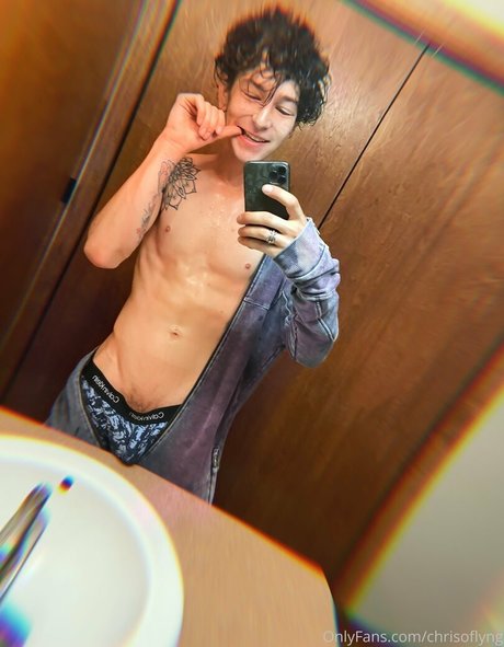 chrisoflyng onlyfans leak