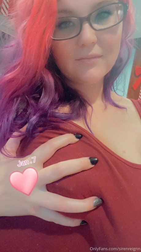 sirenreignn onlyfans naked porn