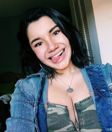 Hannah M onlyfans desnuda