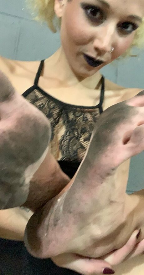 realgarnetrose onlyfans porn leaks