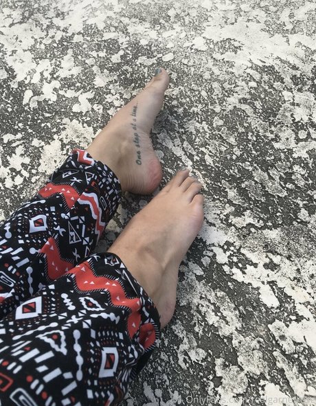 realgarnetrose only fans.