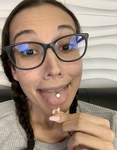 realgarnetrose onlyfans leak porn