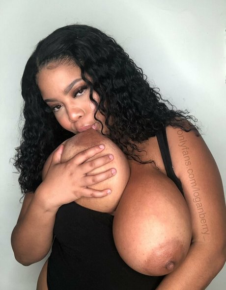 loganberry_ free only fans