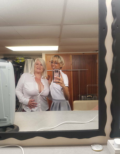 bluelah3 onlyfans pic