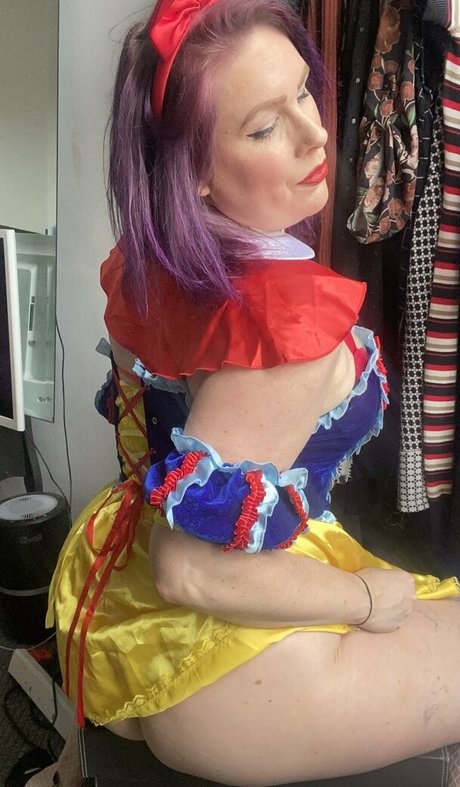 suziesuze onlyfans pic