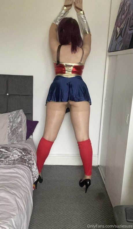 suziesuze onlyfans nude leaked