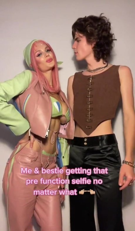 Alex Elizabeth Ljadov leaked onlyfans