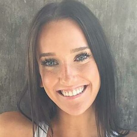 Nicole Kopchak onlyfans pic