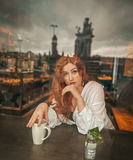 Julia Nilon onlyfans leak new