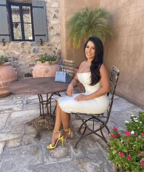 Nikki Waka onlyfans porn leaks