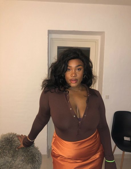 Zee Ngema free onlyfans