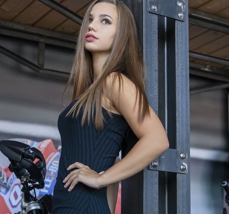 Fiege Eszter onlyfans leak