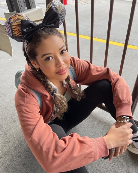 Lauren Montgomery only fans leaks