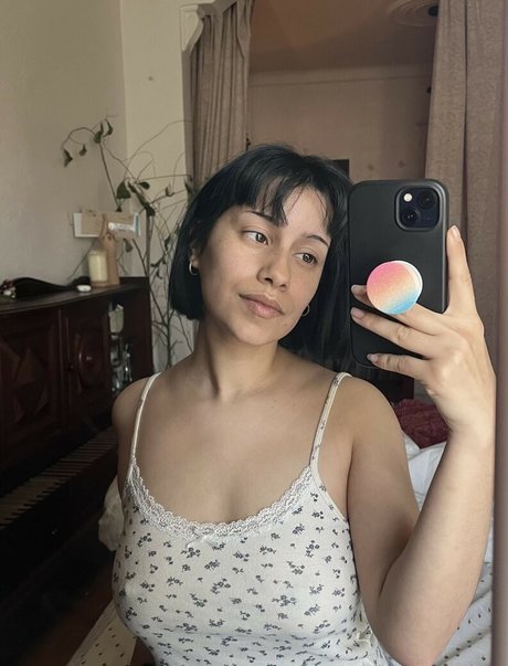 vymysela onlyfans public photos