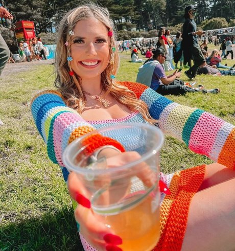 Olivia Haigh onlyfans leakes