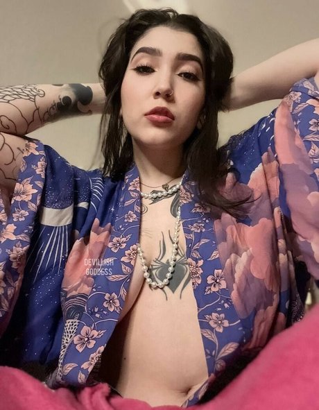 Devilish Goddess onlyfans ass