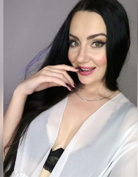 Kate Lullaby leak only fans