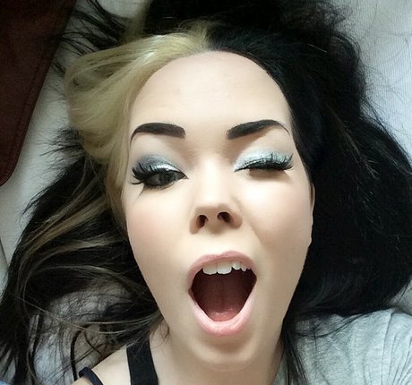 Suzy Berhow onlyfans photos