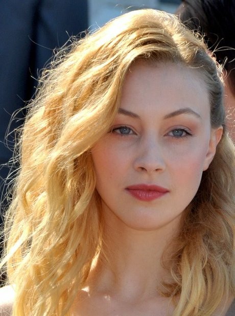 Sarah Gadon only fans naked