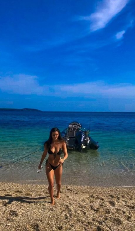 Sophie Slape onlyfans creator