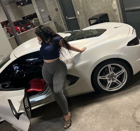 Azula1pr onlyfans ass