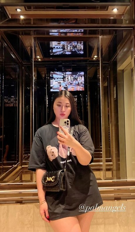 Yurino Hana leaked onlyfans