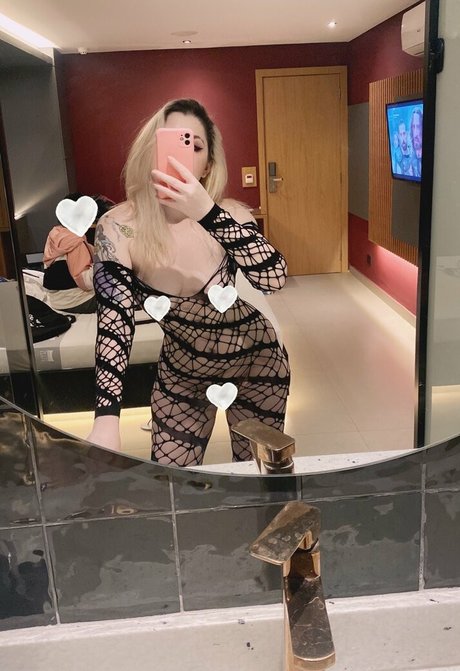 Kahsan Oni onlyfans leakd