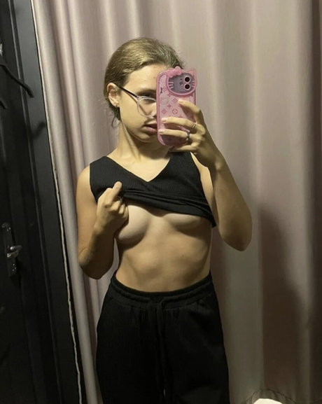 curly decency leaked onlyfans sex tape