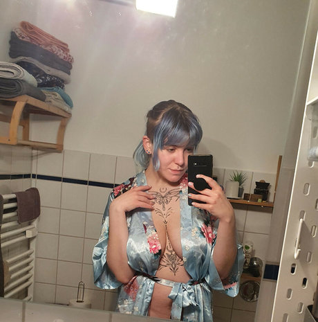 softcorecosplay only fans leak nude