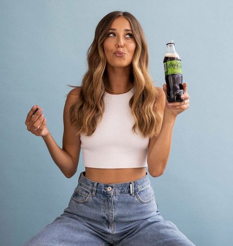 Izabella Krzan onlyfans strip