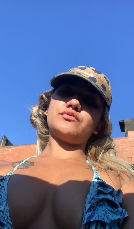 Helen Pales nude only fans