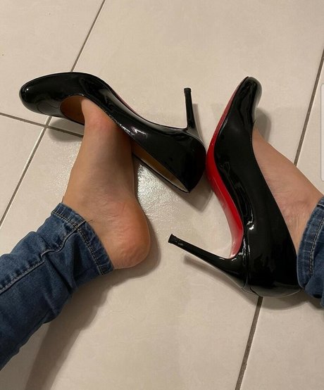 Rooxaanee Feet nudes onlyfans leaks